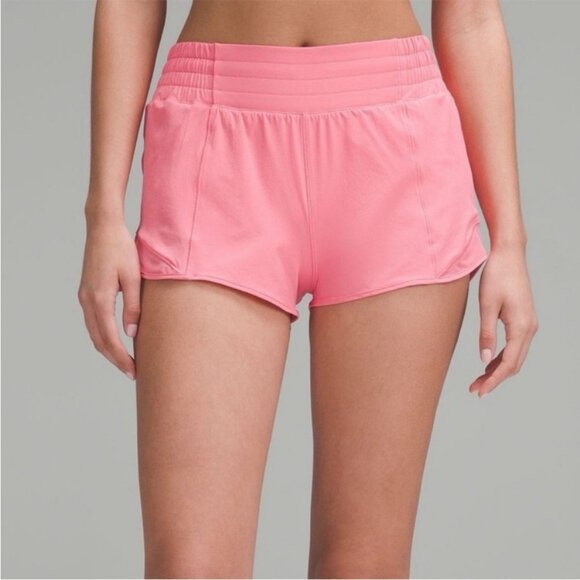 Lululemon NWT Hotty Hot High-Rise Short 2.5" Sakura Pink - Picture 1 of 9